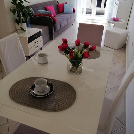 Apartments Ema ซริกเวนิซา ภายนอก รูปภาพ