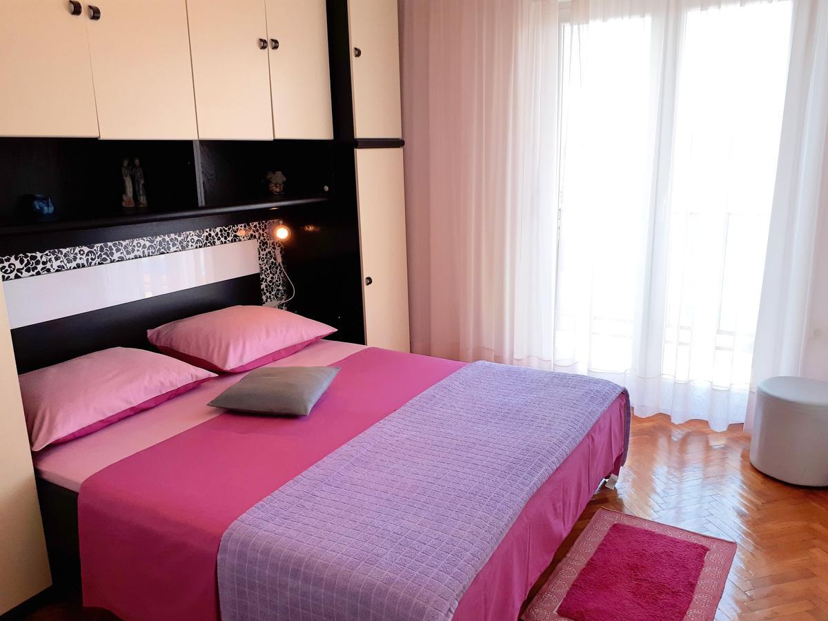 Apartments Ema ซริกเวนิซา ภายนอก รูปภาพ